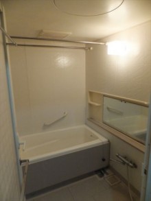 シンプルで清潔感のある水廻りに一新!明るく使いやすく シンプルで清潔感のある水廻りに一新!明るく使いやすく